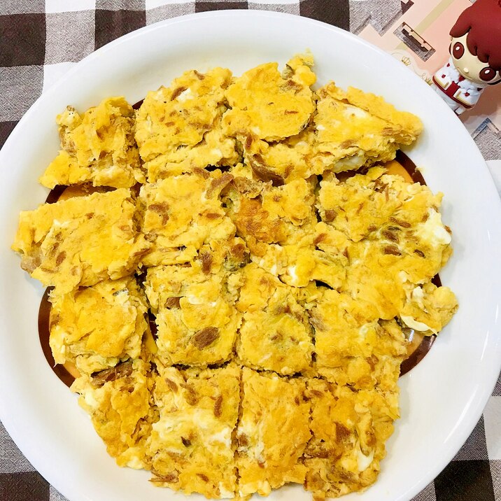 フライパンで一気に！はごろも煮缶詰の卵焼き